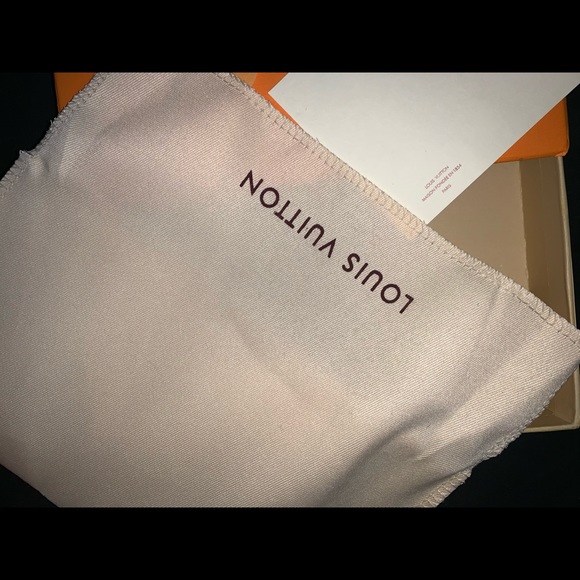 Wallet - Picture 3 of 6